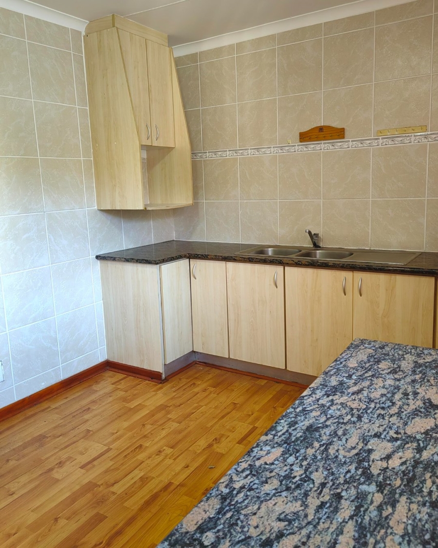 4 Bedroom Property for Sale in Wavecrest Eastern Cape